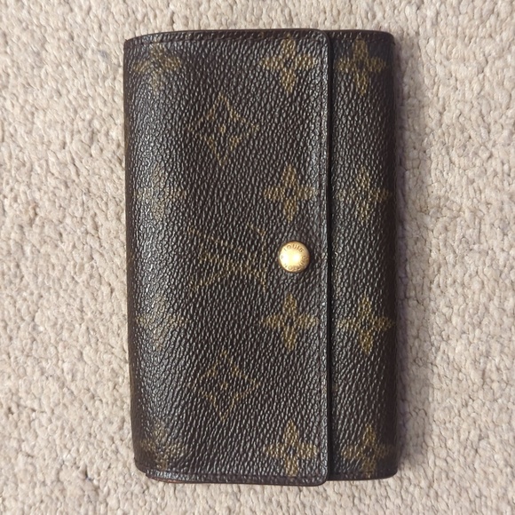 Louis Vuitton Monogram Vintage Wallet - Picture 2 of 8